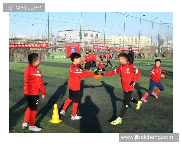 足球巨星亲授训练秘籍 帮助孩子突破自我 成就未来足球之星